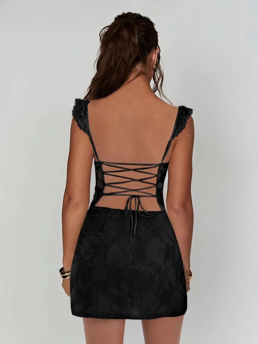 Lilac Sheath Scoop Neck Lace Short Homecoming Dress With Slit